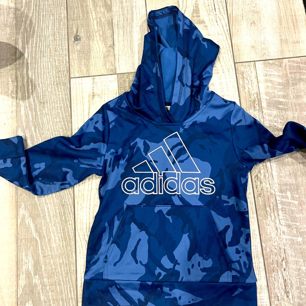 Adidas Boys Lightweight Sweatshirt- size 5 - Blue